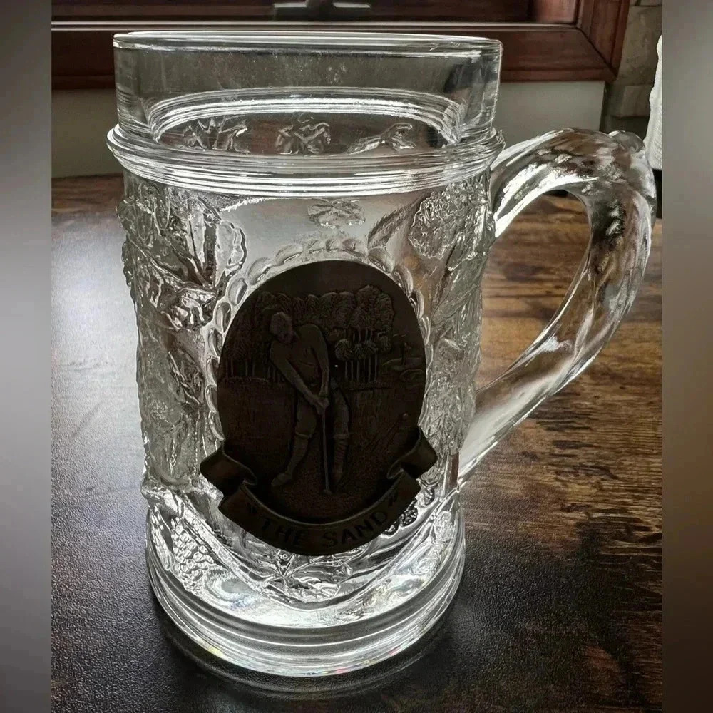VINTAGE: The Sand Golf Stein/glass.​